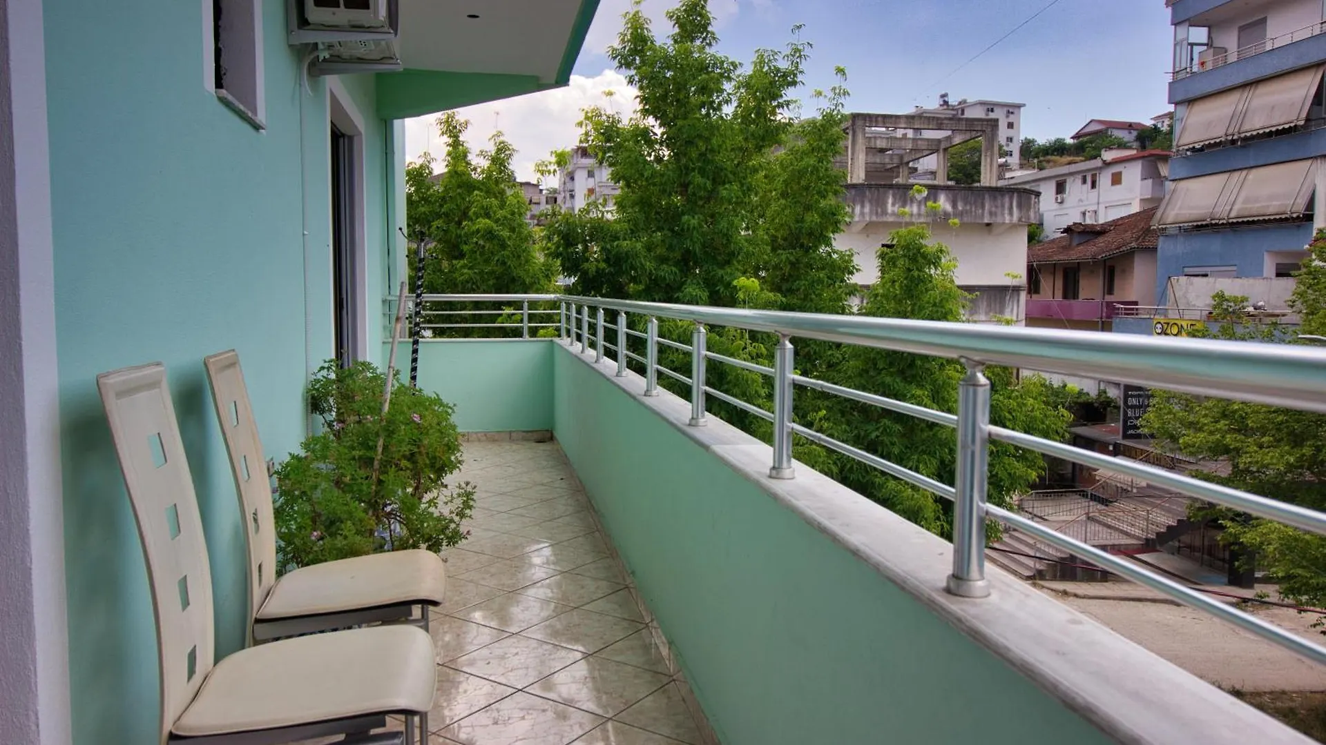 Muko'S Apartments Gjirokastra