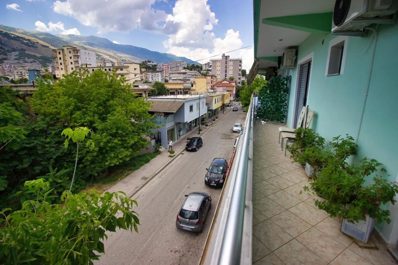 Muko'S Apartments Gjirokaster